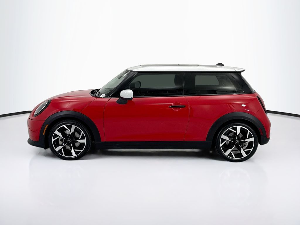 Used 2025 Red MINI  image 8