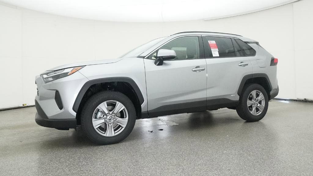 Thumbnail: 2025 Toyota RAV4 - 26