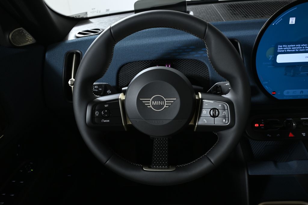 Thumbnail: 2027 MINI Cooper Countryman - 18