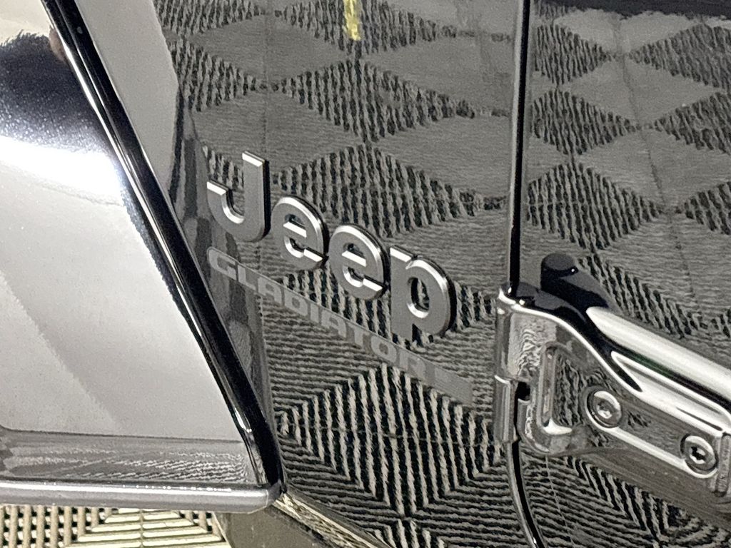 2026 Jeep Gladiator Sport S