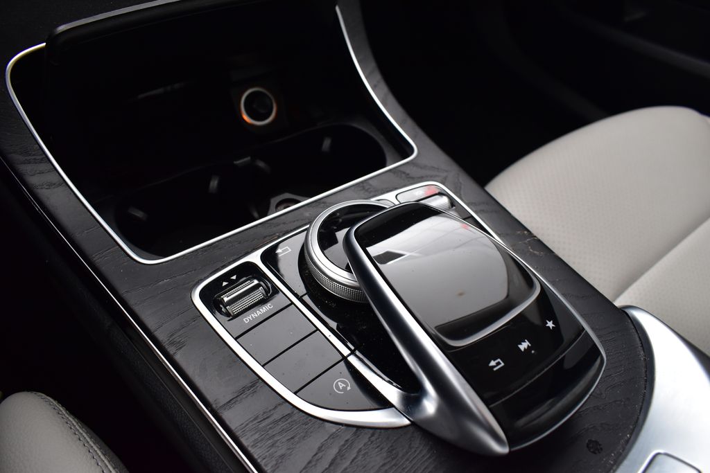 2017 Mercedes-Benz C-Class C 300 23