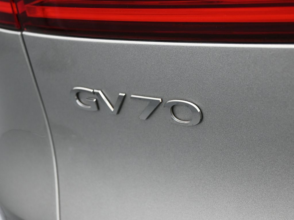 Used 2022 Savile Silver Genesis 2.5T image 42