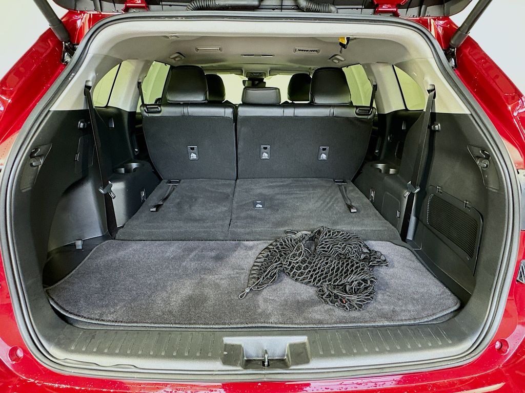 Thumbnail: 2026 Toyota Highlander - 26