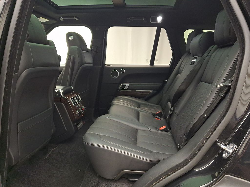Thumbnail: 2017 Land Rover Range Rover - 10