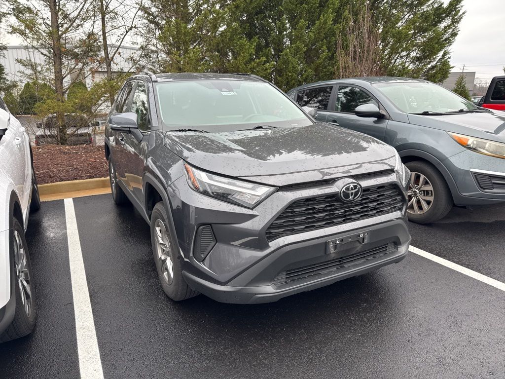 2024 Toyota RAV4 XLE AWD