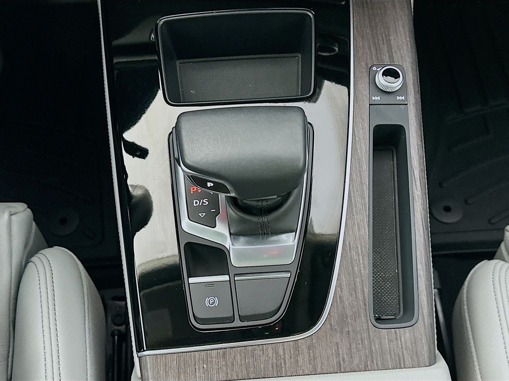 AudiQ516