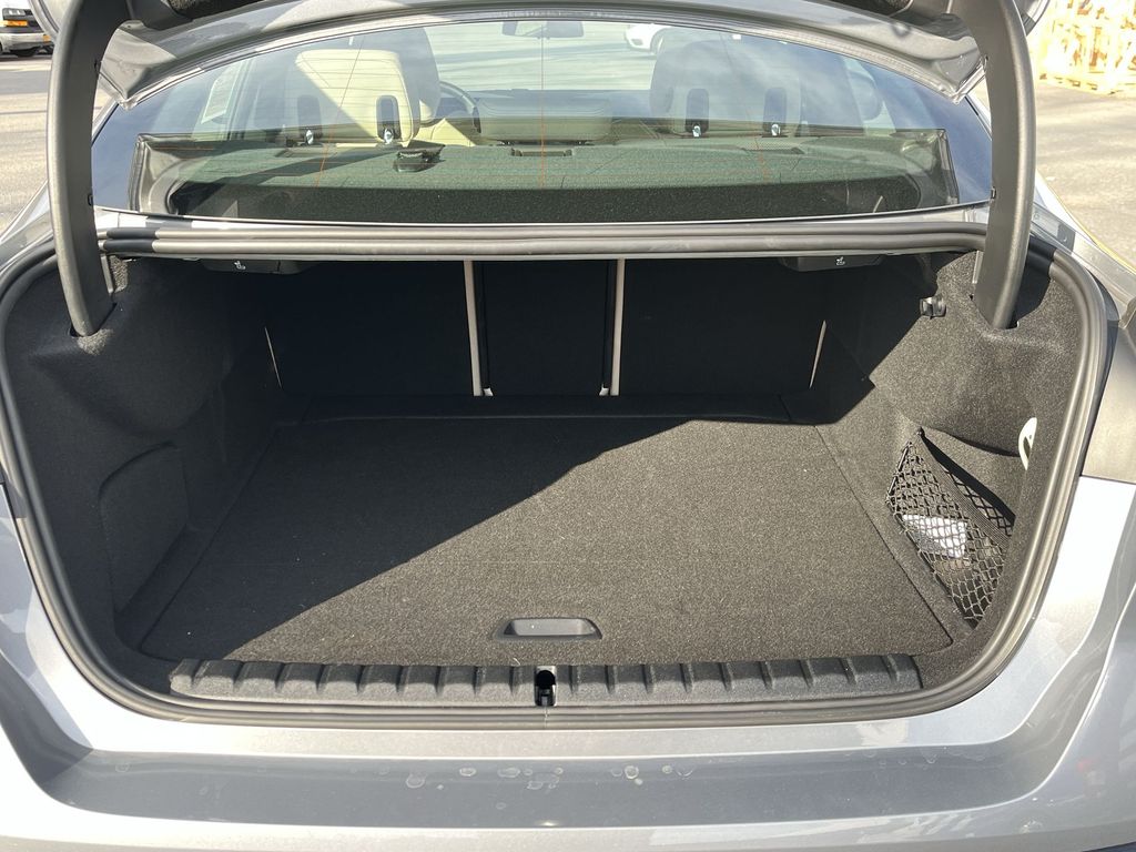 Thumbnail: 2025 BMW 2 Series - 24