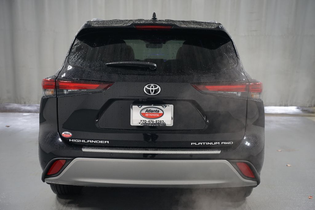 Thumbnail: 2026 Toyota Highlander - 7