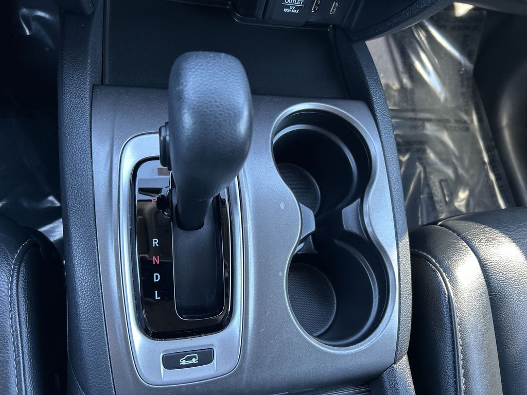 Thumbnail: 2017 Honda Pilot - 20