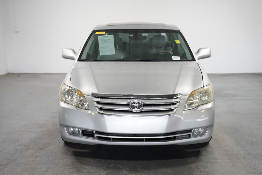 2005 Toyota Avalon Limited 2