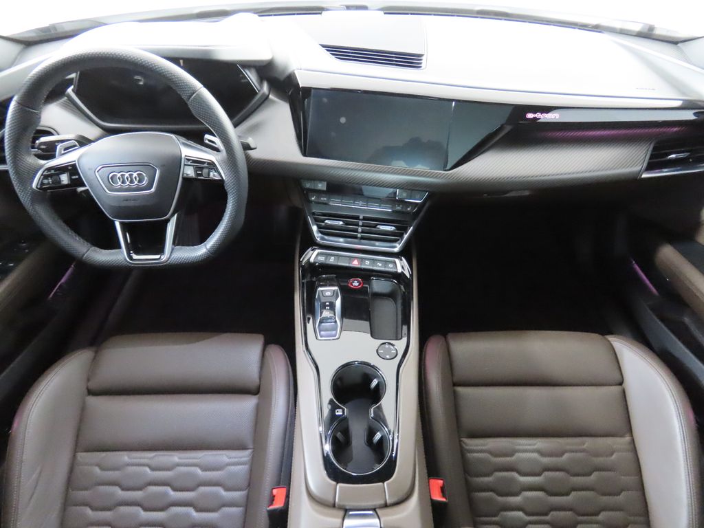 2022 Audi e-tron GT Prestige 13