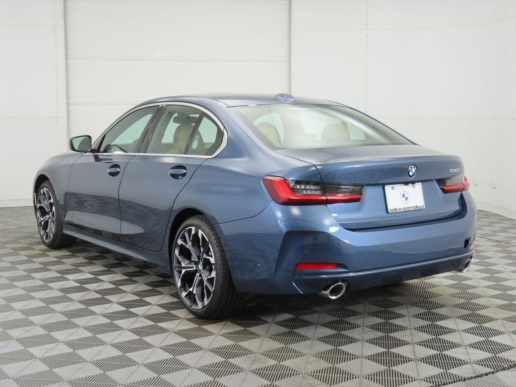 Thumbnail: 2026 BMW 3 Series - 7