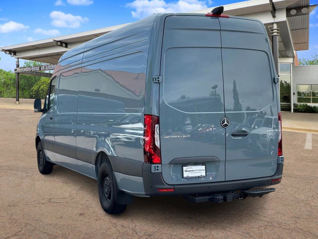 2024 Mercedes-Benz Sprinter 2500 Cargo 170 WB 3