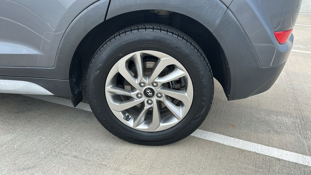 2018 Hyundai Tucson SEL Gray at Baytown Hyundai