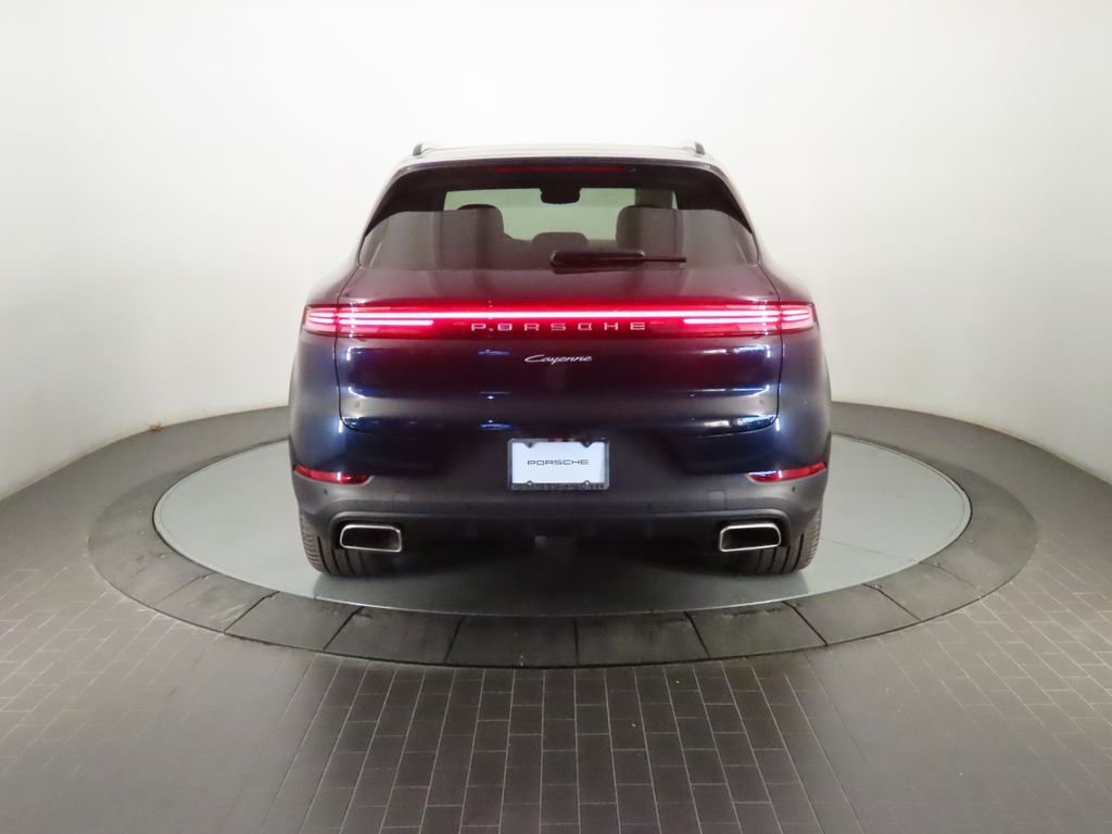 Thumbnail: 2026 Porsche Cayenne - 6
