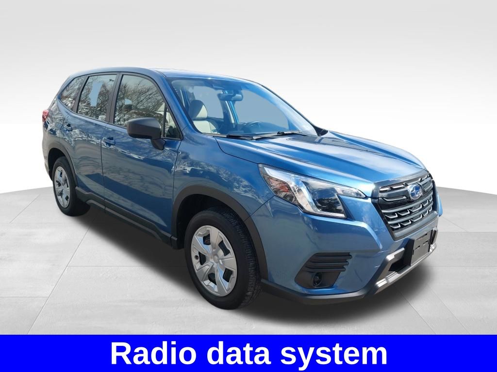 View vehicle photo 5