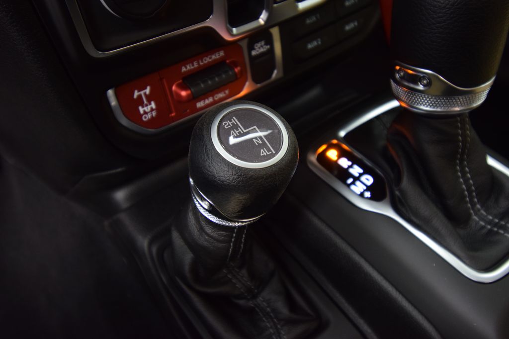 new 2026 Jeep Gladiator car, priced at $53,611