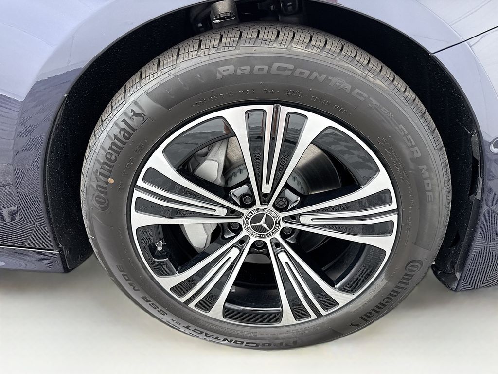 Thumbnail: 2026 Mercedes-Benz E-Class - 32