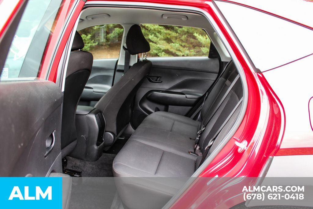 Used 2025 Red Hyundai SE image 18