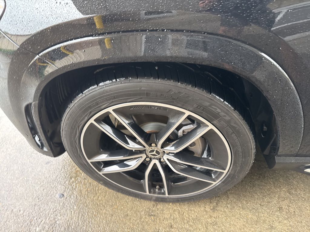 2021 Black Mercedes-Benz GLE GLE 450 AWD SUV