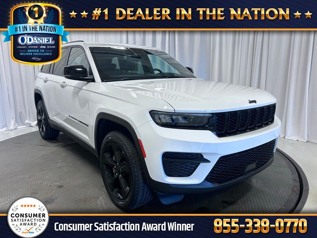 used 2022 Jeep Grand Cherokee car, priced at $28,884