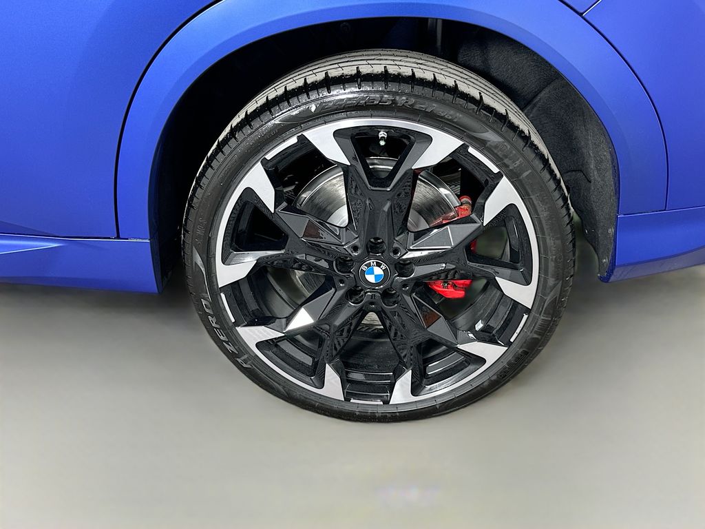 2025 BMW X2 M35i 23