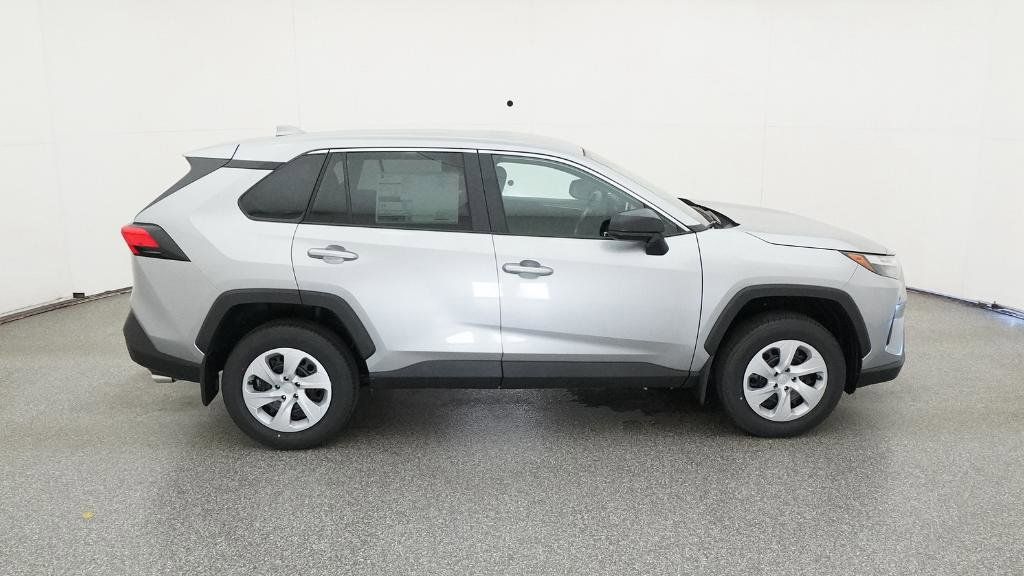 Thumbnail: 2025 Toyota RAV4 - 11