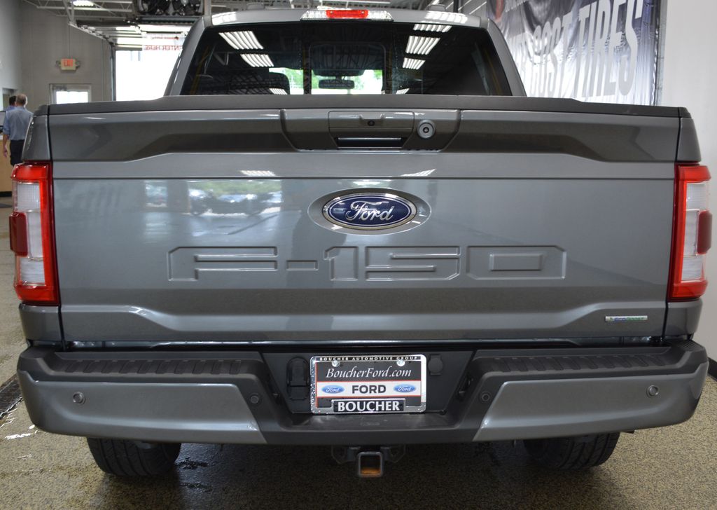 Certified Used 2023 Carbonized Gray Metallic Ford Lariat image 5
