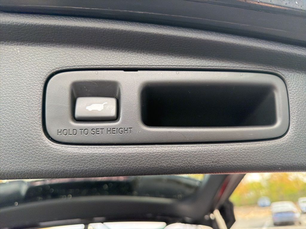 Thumbnail: 2023 Honda CR-V - 17