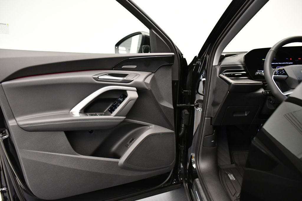 2025 Audi Q5 Premium 31