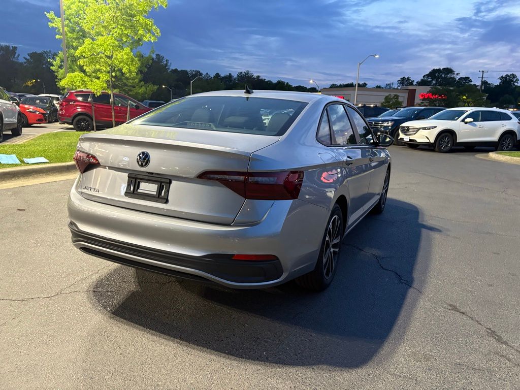 2024 Volkswagen Jetta 1.5T Sport photo