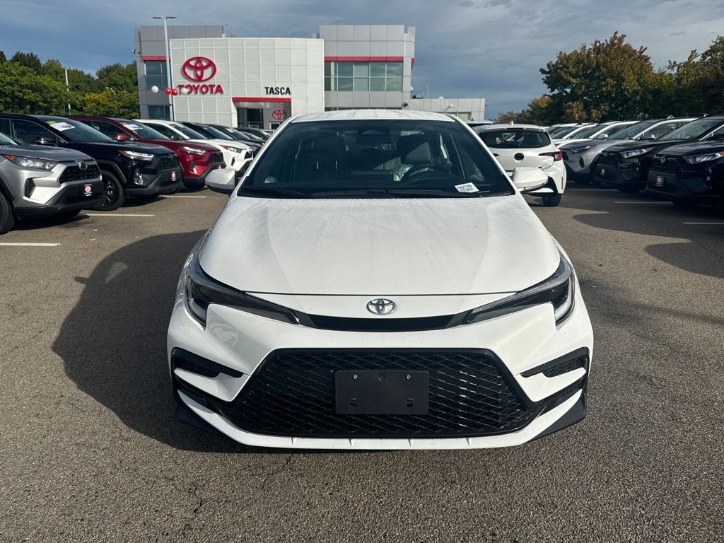 2026 Toyota Corolla SE photo 2
