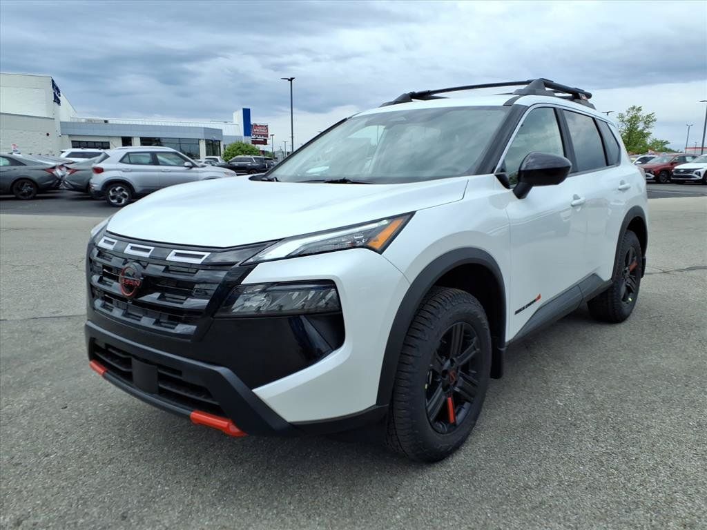 Everest White Pearl Tricoat 2026 Nissan Rogue SUV / Crossover All-Wheel Drive Continuously Variable Transmission