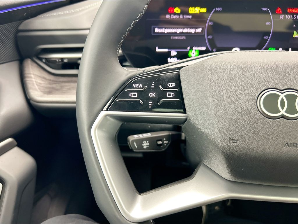 Thumbnail: 2025 Audi Q5 - 12