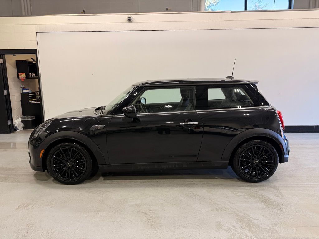Thumbnail: 2023 MINI Cooper - 2