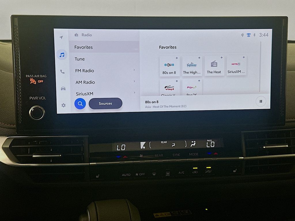 Thumbnail: 2026 Toyota Sienna - 15