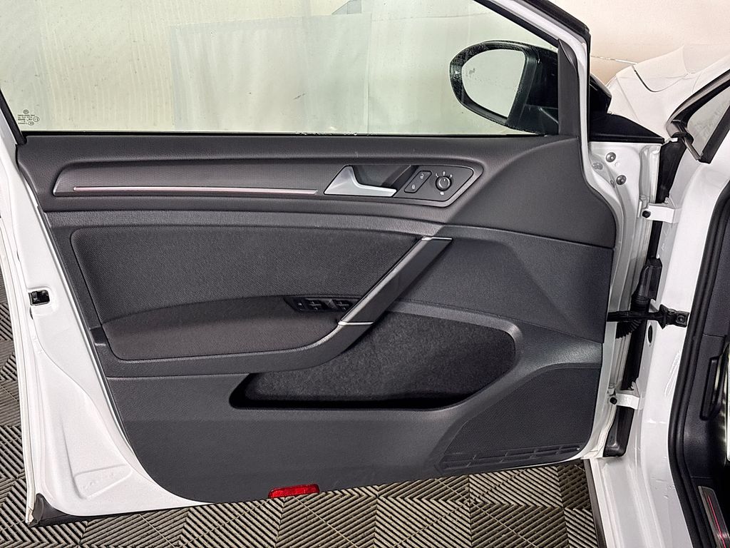 2021 Volkswagen Golf GTI 2.0T S