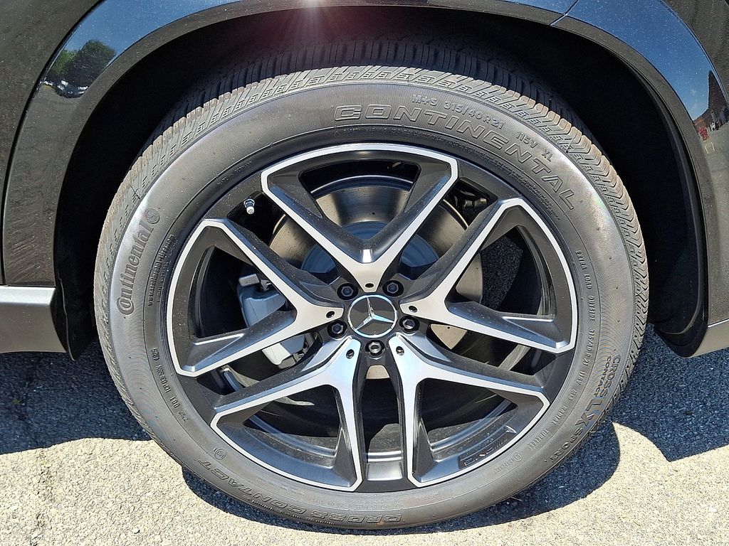 Thumbnail: 2026 Mercedes-Benz GLE - 5