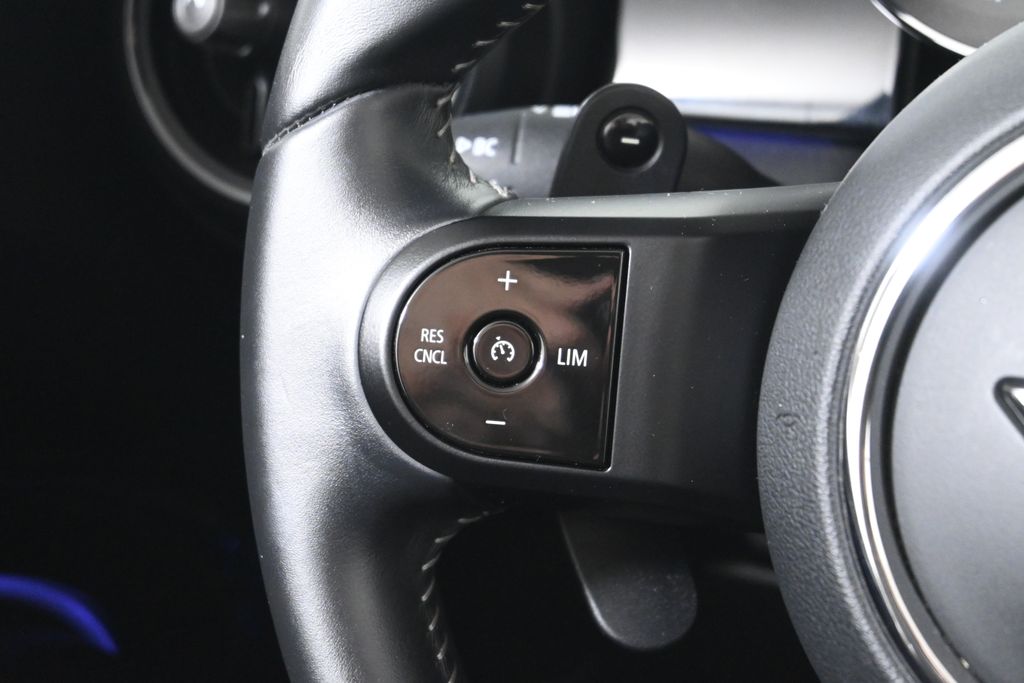 Thumbnail: 2023 MINI Cooper - 24