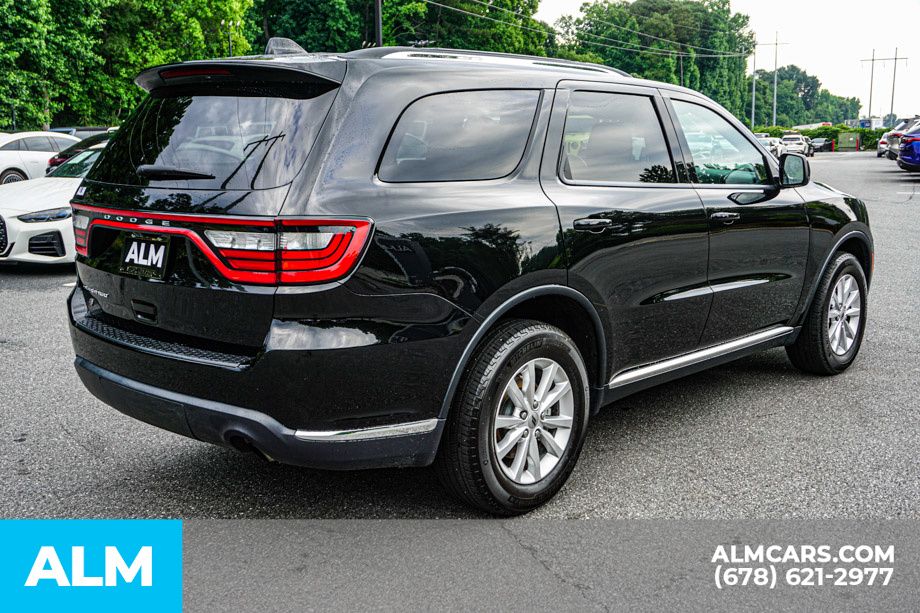 Used 2023 Black Dodge SXT image 6