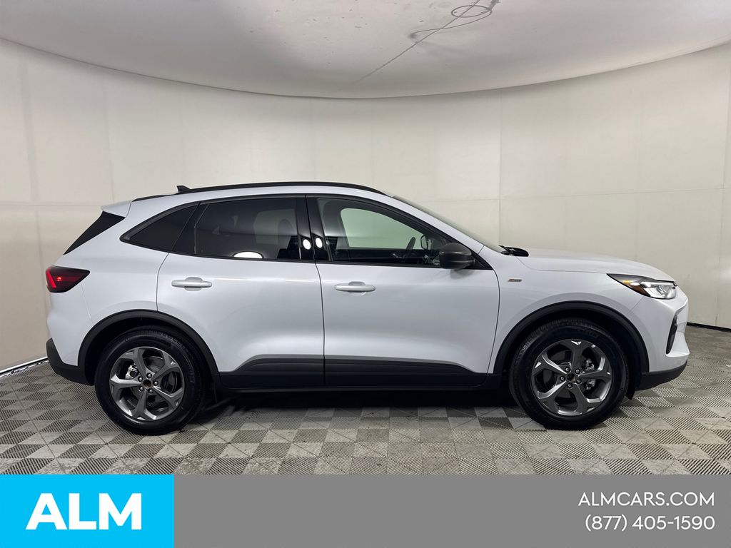 2026 Ford Escape ST-Line - Photo 6