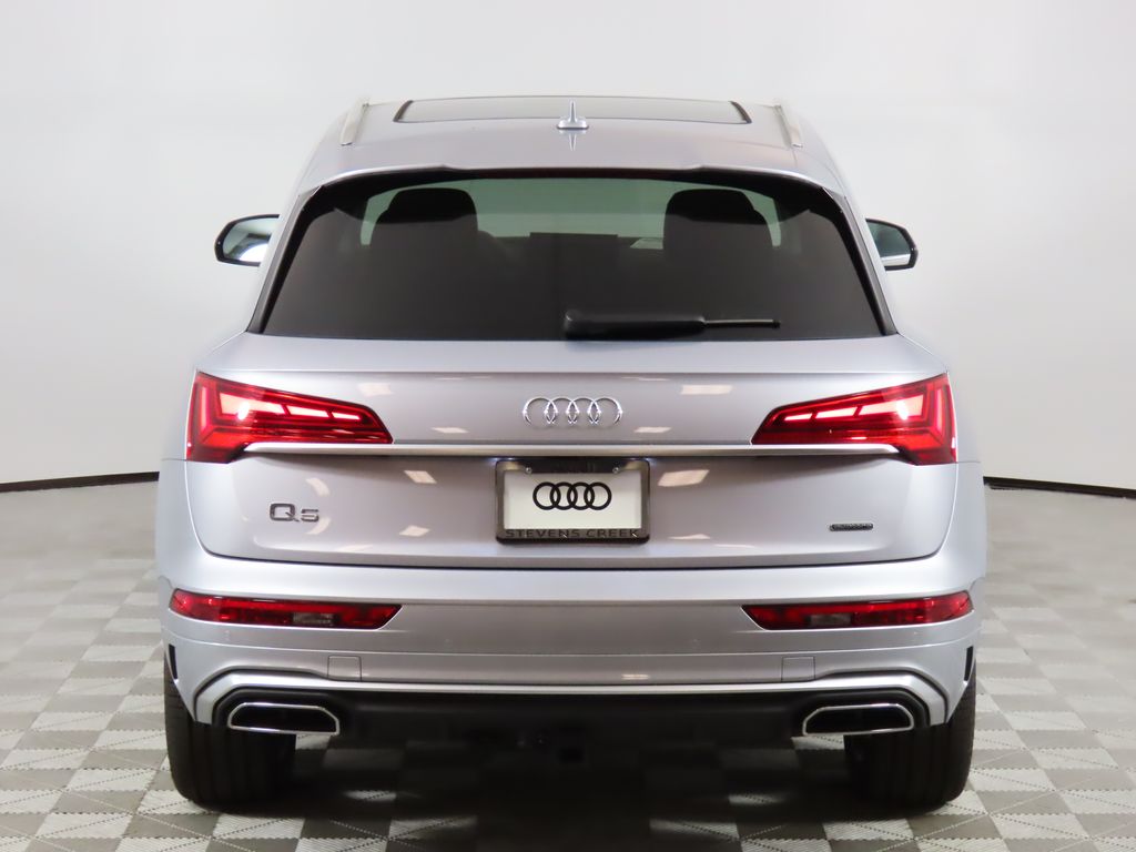 2024 Audi Q5 e  4