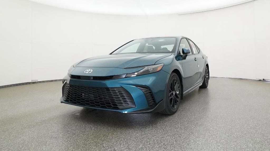 2025 Toyota Camry SE 13