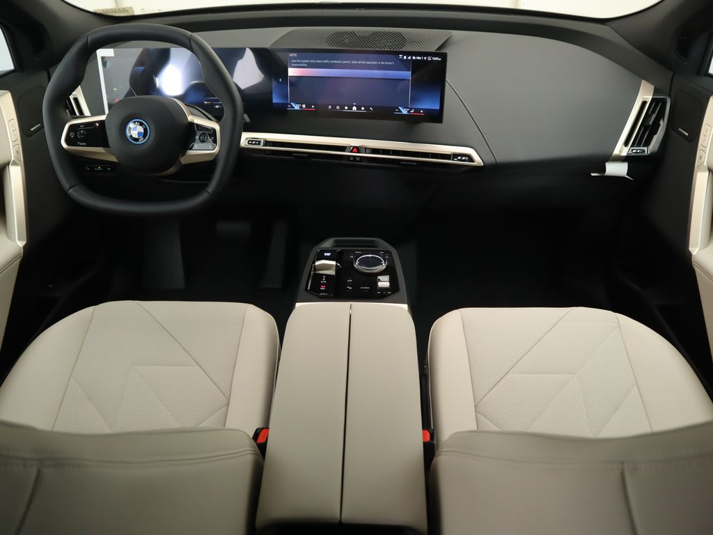 2025 BMW iX xDrive50 13