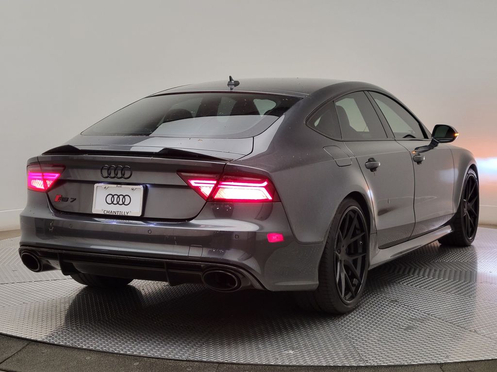 Thumbnail: 2016 Audi RS 7 - 5