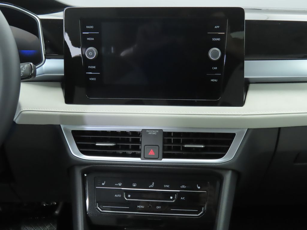 Thumbnail: 2026 Volkswagen Taos - 14