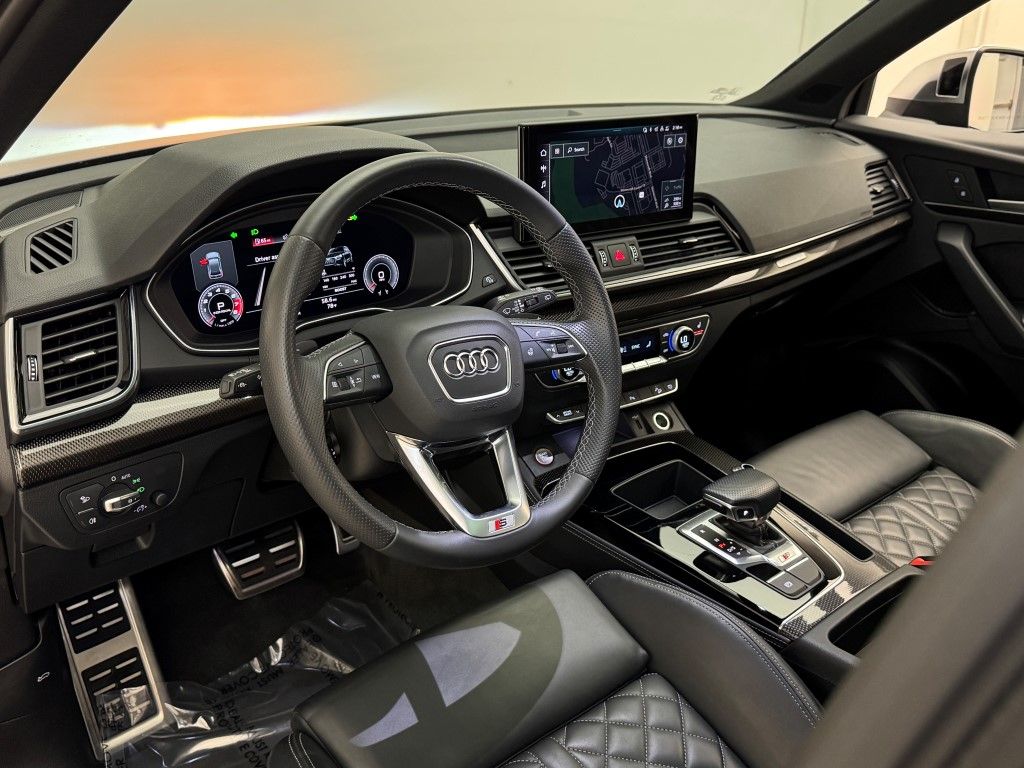 2022 Audi SQ5 Premium Plus 32