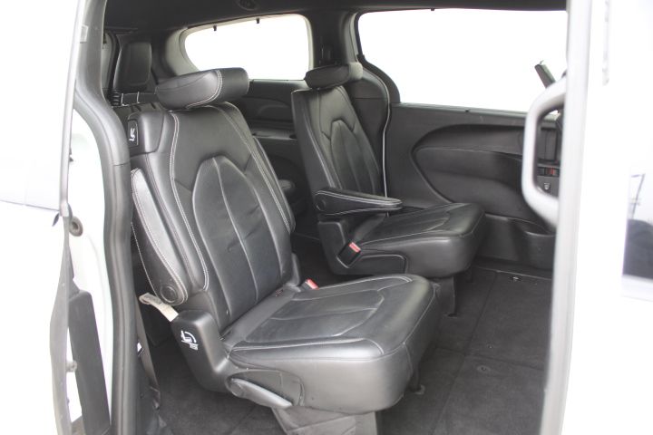 Used Car 2018 Chrysler Pacifica  Touring L Plus For Sale Under $15,000 In Georgetown, Texas