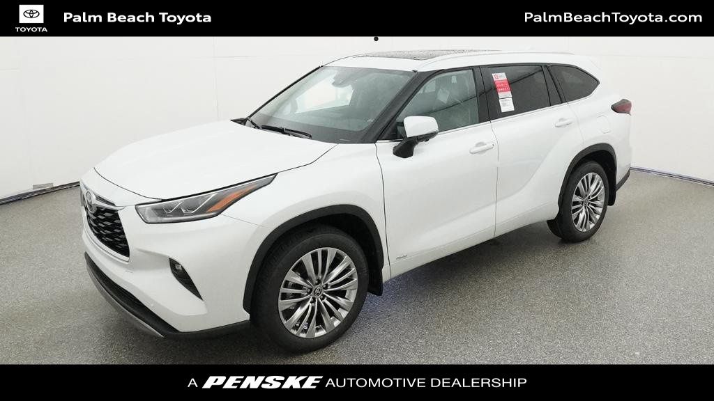 White (Wind Chill Pearl) 2026 Toyota Highlander Hybrid SUV / Crossover All-Wheel Drive Continuously Variable Transmission