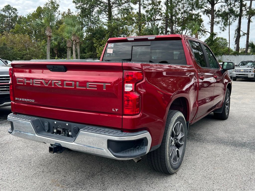 2021 Chevrolet Silverado 1500 LT 3